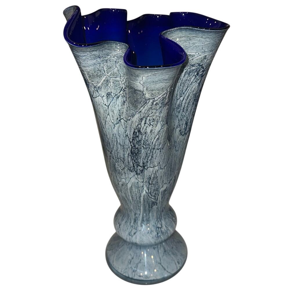 Krosno Jozefina Blue Marbled Vase Glass Triple Cased Handkerchief - Picture 9 of 9